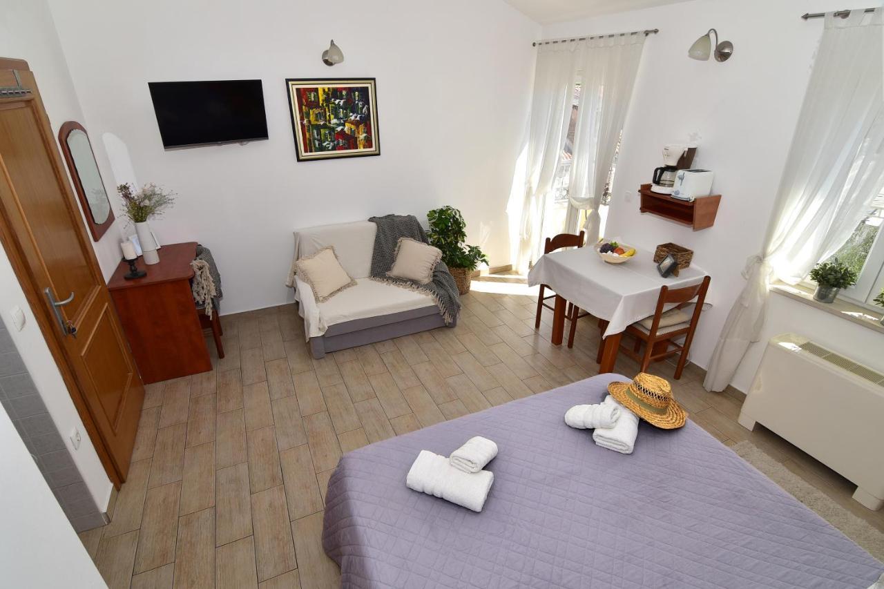 Old Town Studio Apartments Makarska Bagian luar foto