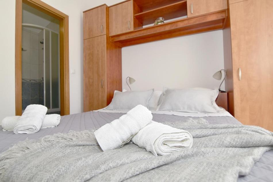 Old Town Studio Apartments Makarska Bagian luar foto