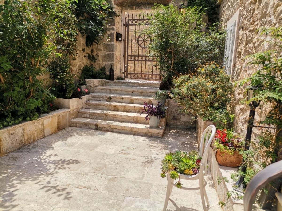 Old Town Studio Apartments Makarska Bagian luar foto