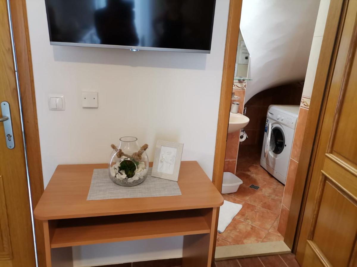 Old Town Studio Apartments Makarska Bagian luar foto