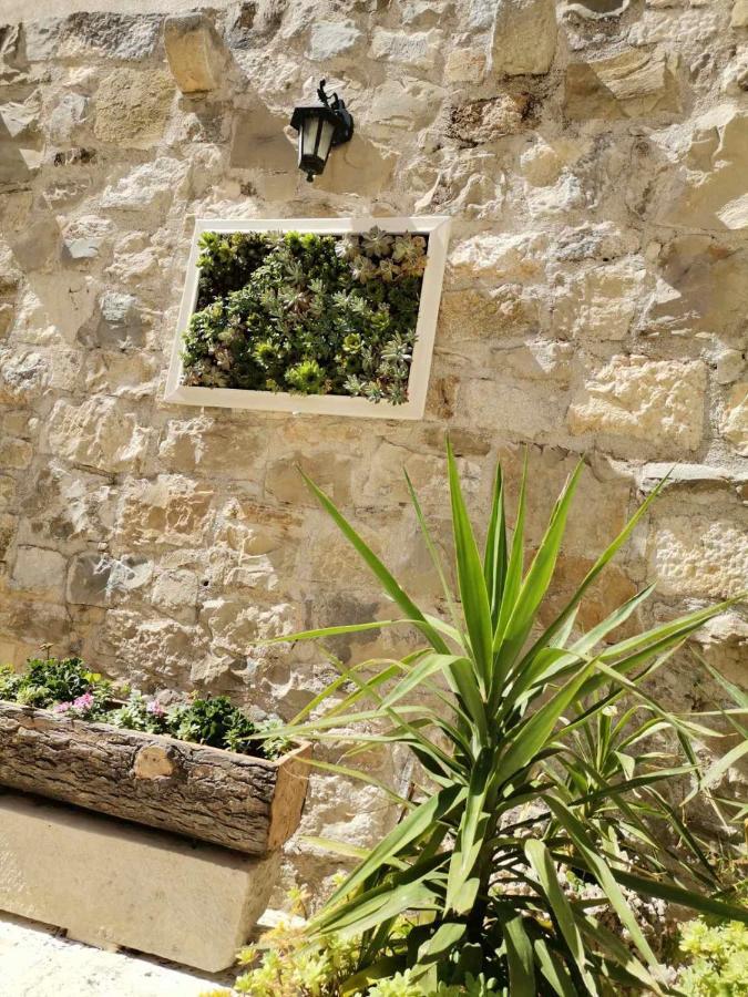 Old Town Studio Apartments Makarska Bagian luar foto